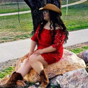 Meet your Posher, Isabel